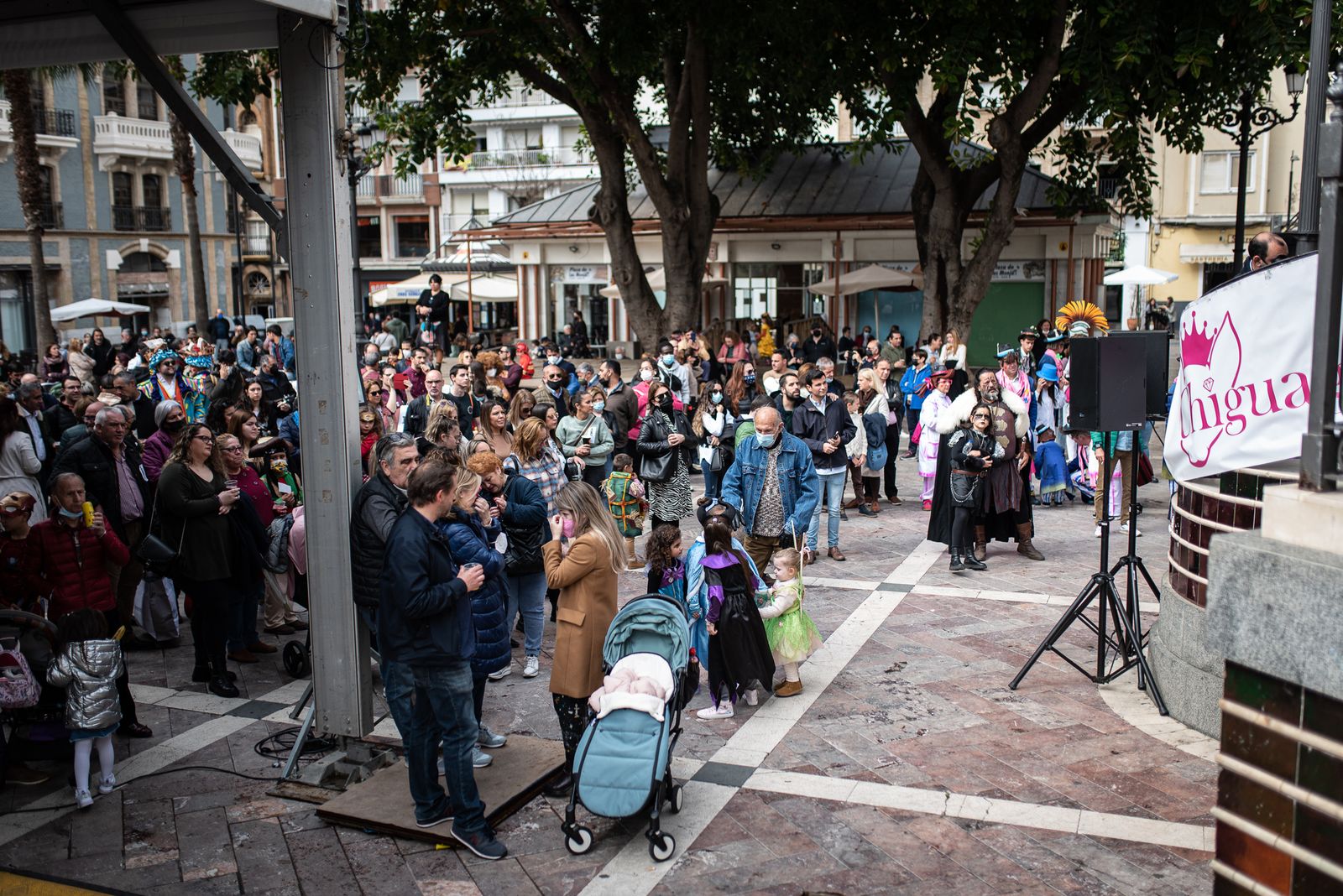 Imágenes de las actuaciones de carnaval en la Plaza de las Monjas