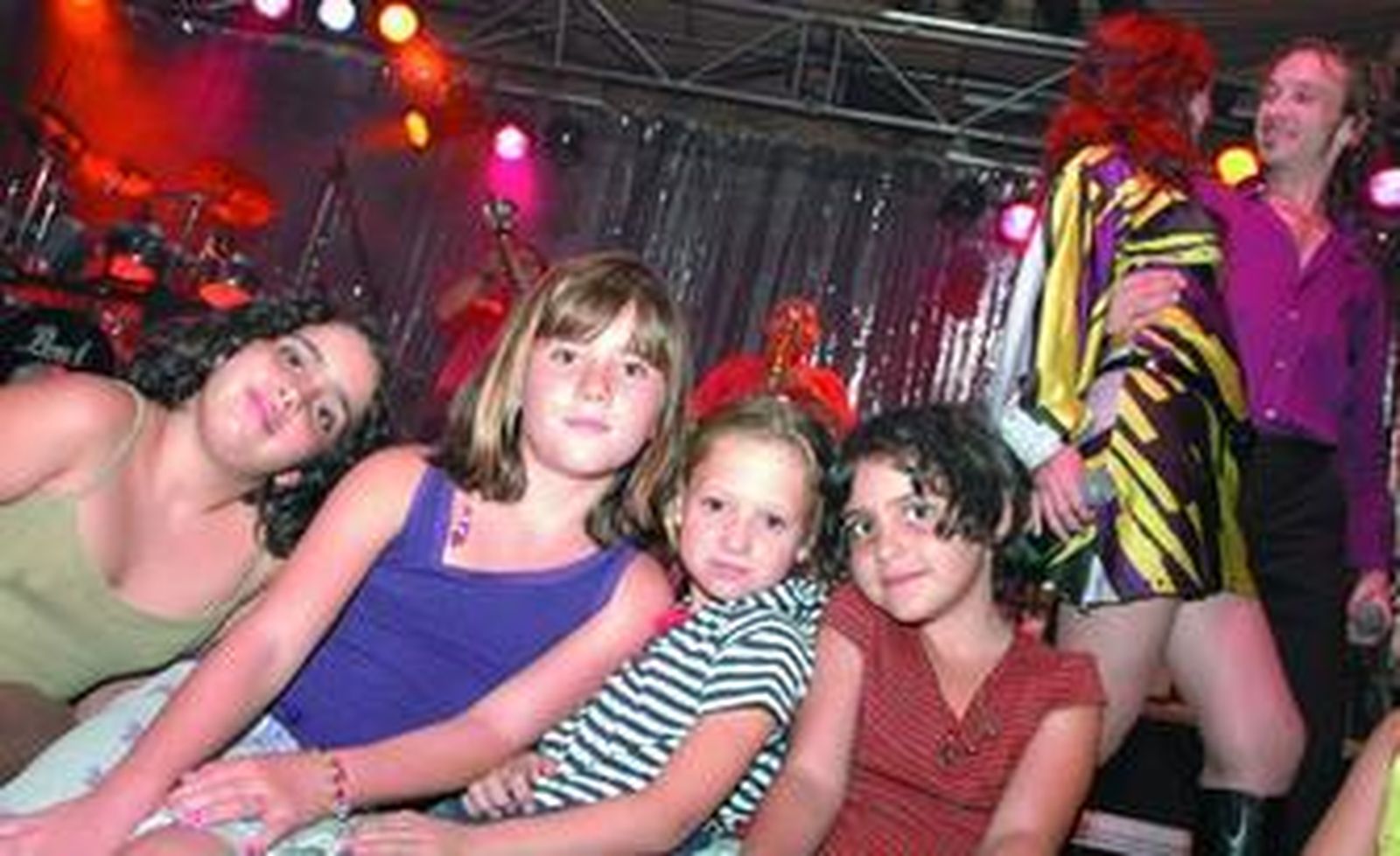 Los niños rejuvenecen el Ferial