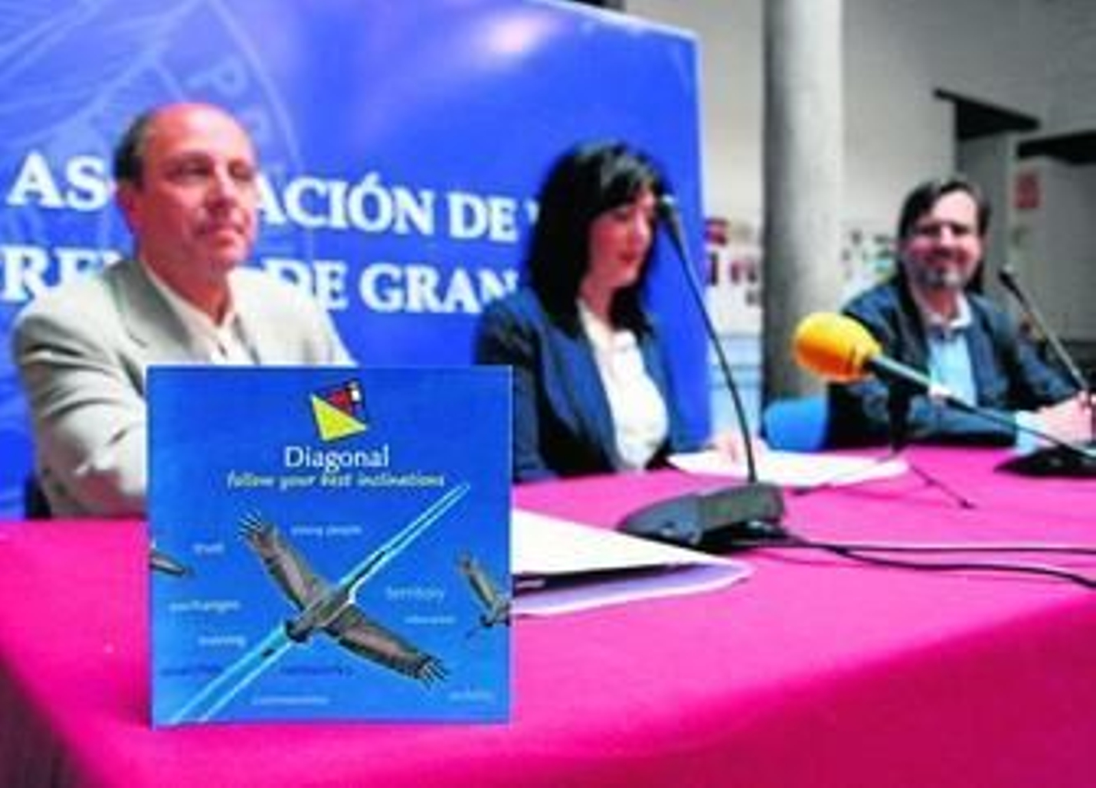 La Asociación Diagonal celebró ayer su presentación oficial.