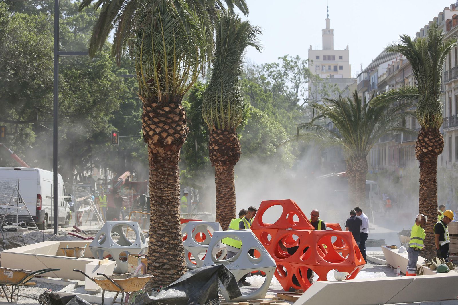Módulos de la zona de juegos instalada en el lateral sur de la Alameda.