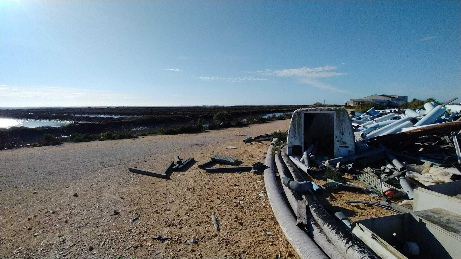 La degradación de la salina La Carabela en San Fernando