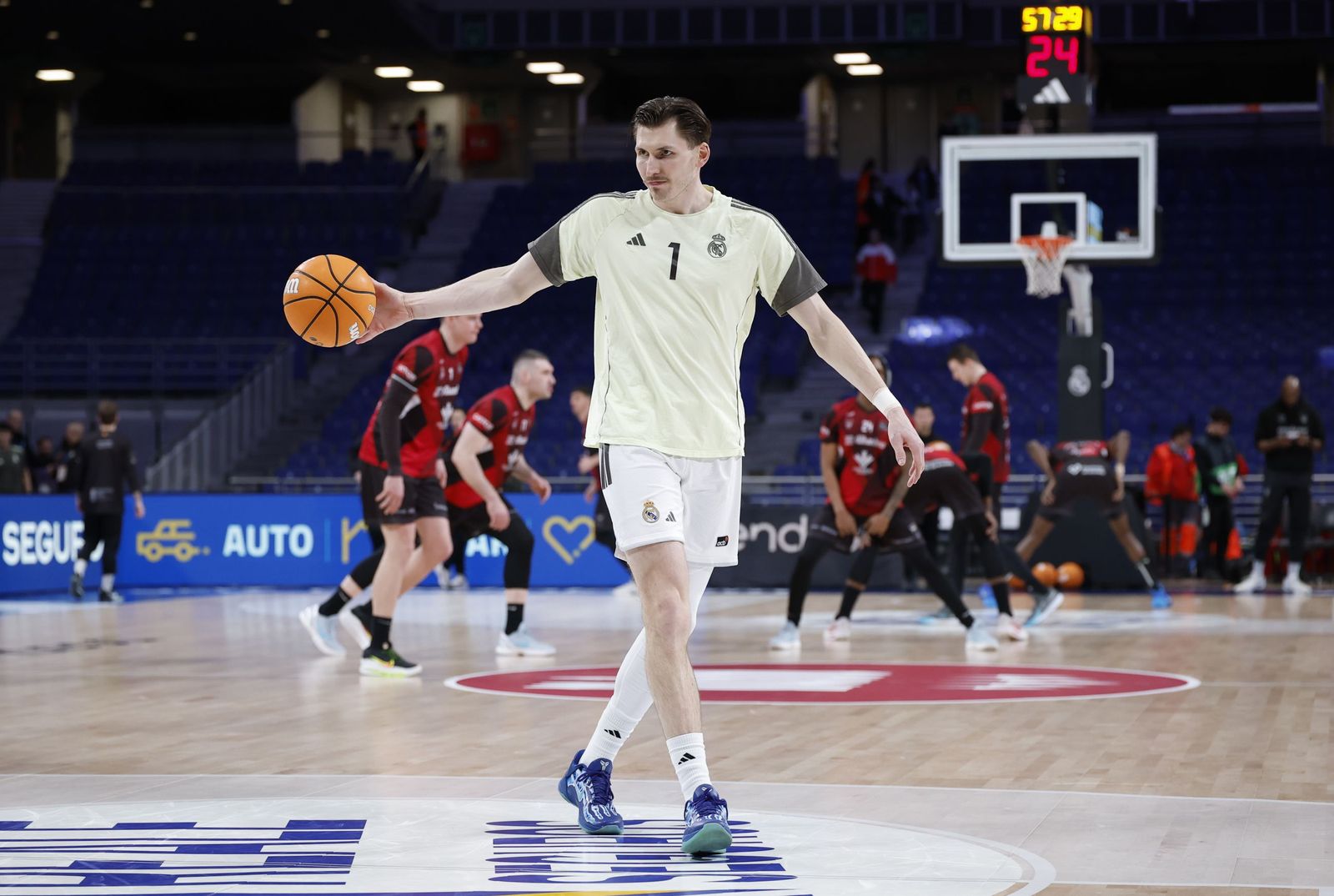 Las mejores imágenes del Real Madrid-Covirán Granada