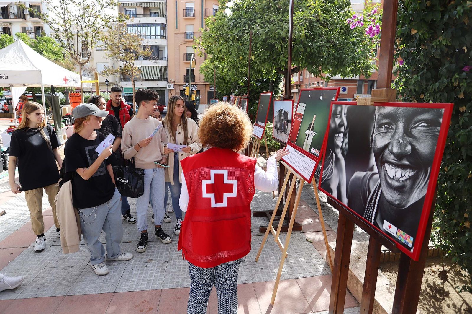 Imágenes de la celebración del Día de la Banderita de la Cruz Roja en Huelva