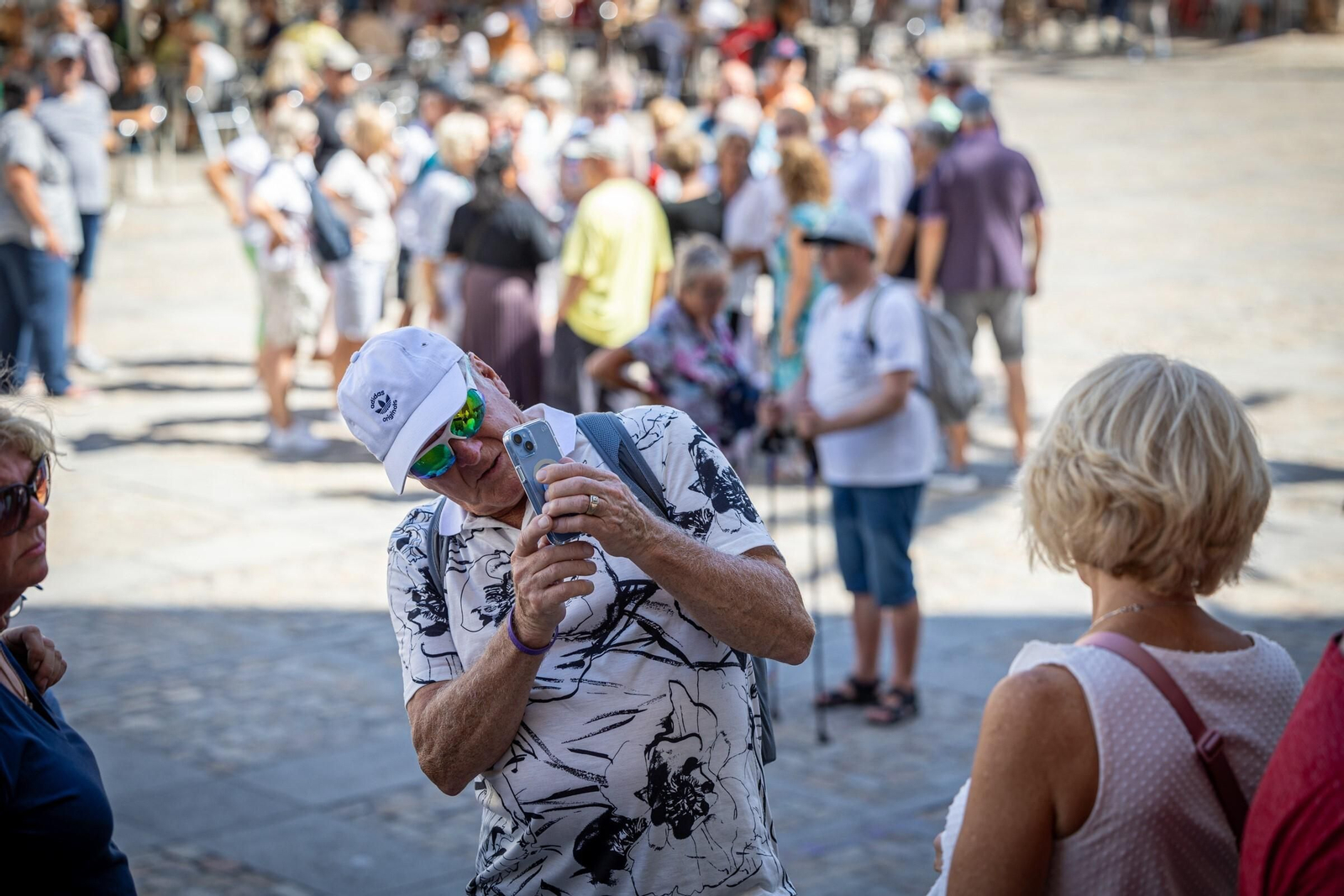 Imágenes de Cádiz con los turistas llegados a Cádiz a bordo de cinco cruceros