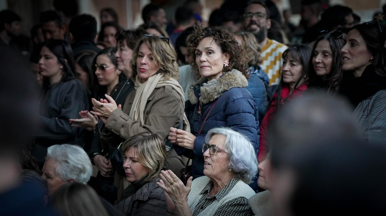 Imágenes del gran ambiente el primer día de zambombas en Jerez