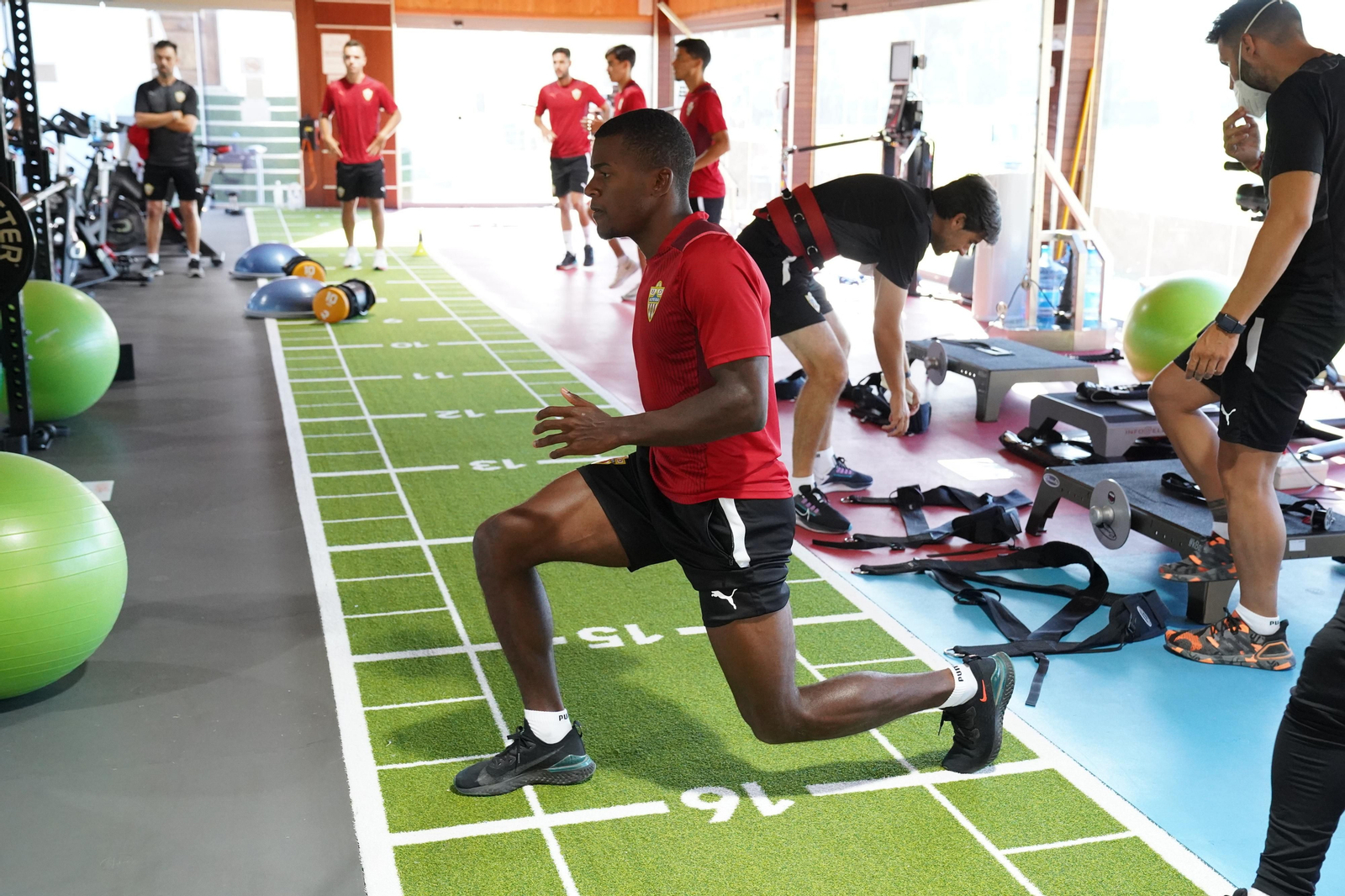 Entrenamiento del Almería, jueves 5