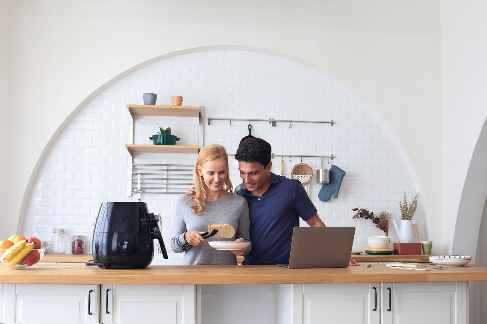 La freidora sin aceite más vendida de Cecotec ahora a un precio irrepetible