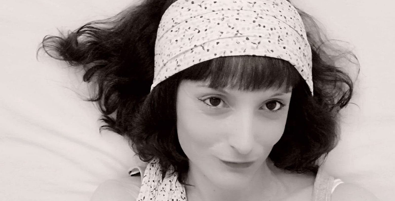 Francisca Sánchez Sevilla participa en el recital recordando a Fermín Estrella.