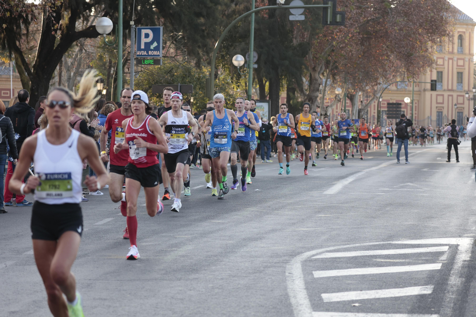 Las imágenes de la Maratón de Sevilla 2022 (12)