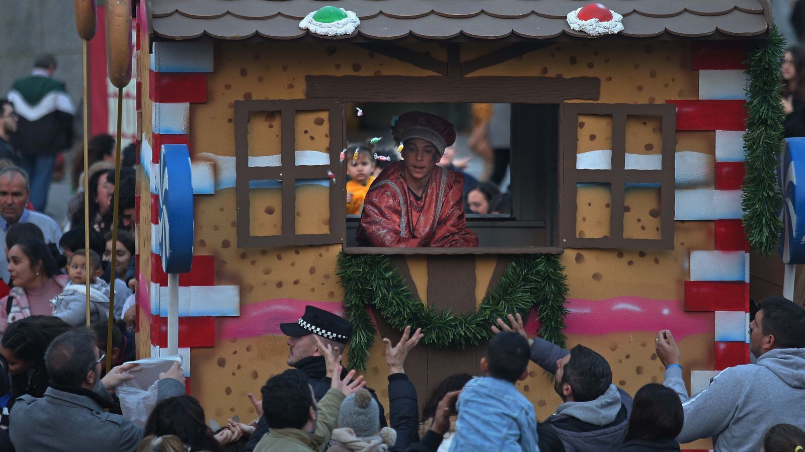 Fotos de la cabalgata de los Reyes Magos en Algeciras