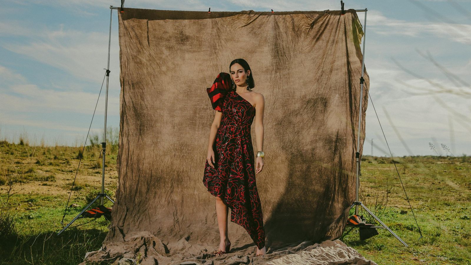 Una de las propuestas de invitada de inspiración flamenca de Mónica Méndez. Una de las propuestas de invitada de inspiración flamenca de Mónica Méndez.