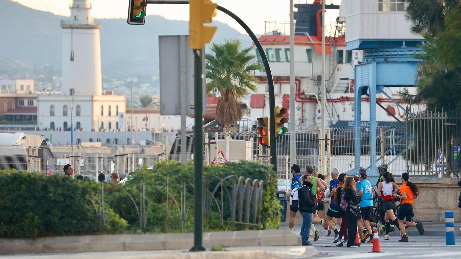 Las mejores fotos de la Maratón de Málaga 2024