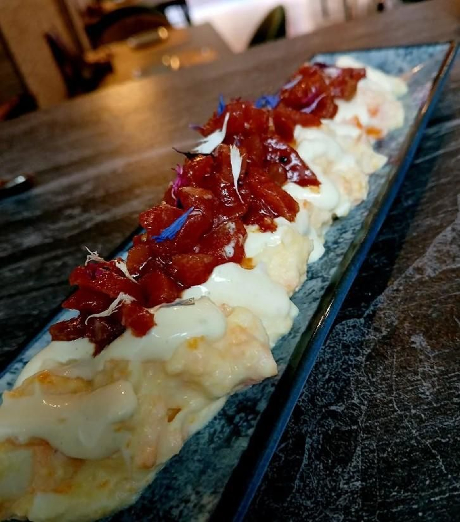 Ensaladilla con tartar de atún en Nuevo Mundo