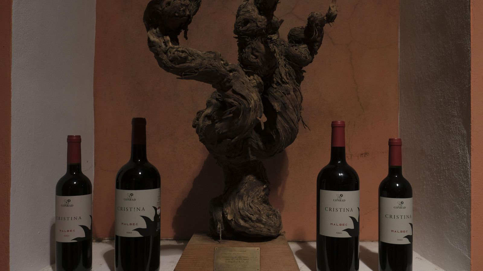 El vino se envasa en dos formatos.