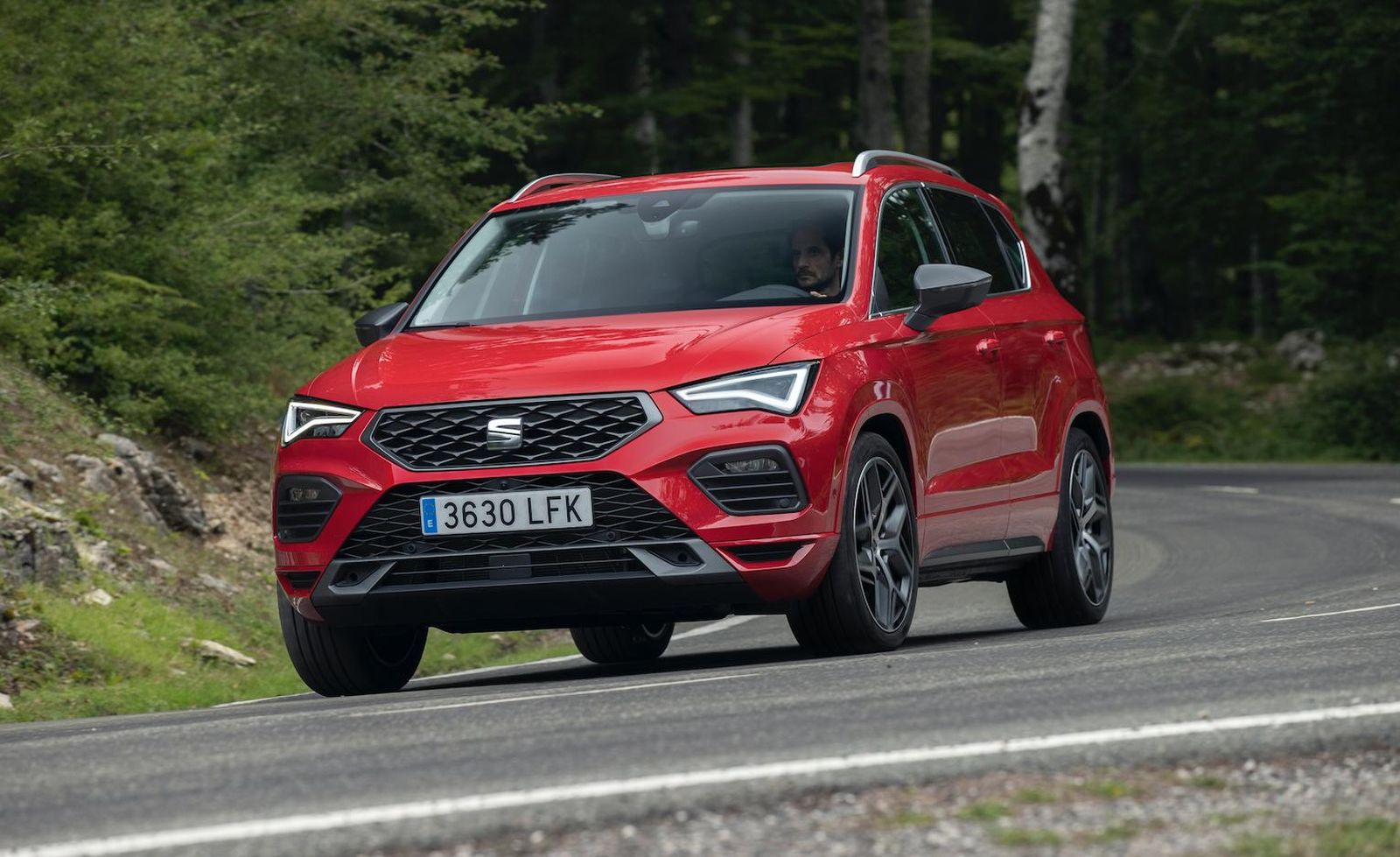 Seat añade el motor 2.0 TSI de 200 CV a su SUV compacto, el Ateca