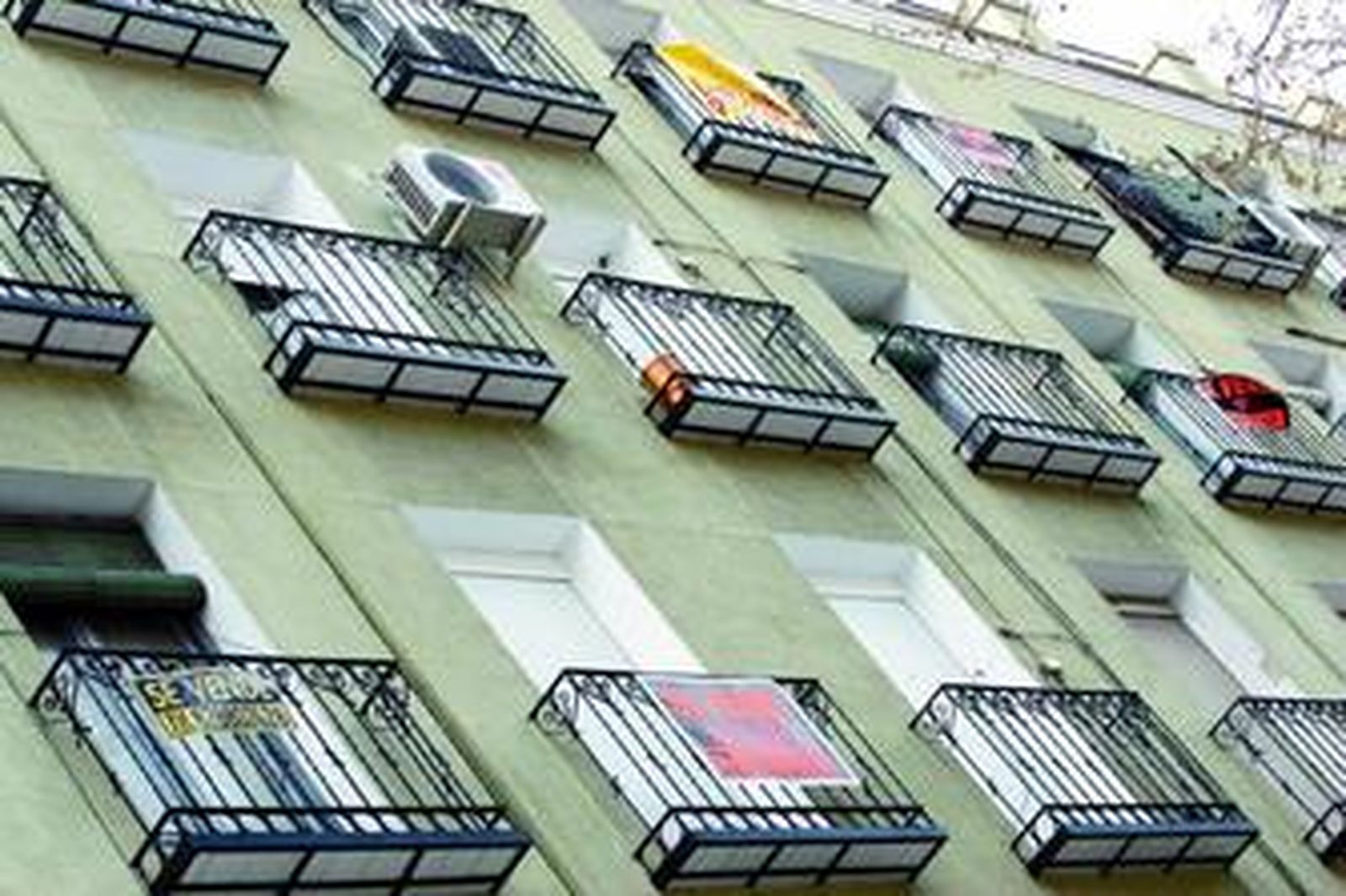 Imagen de viviendas puestas en venta en la ciudad de Madrid.