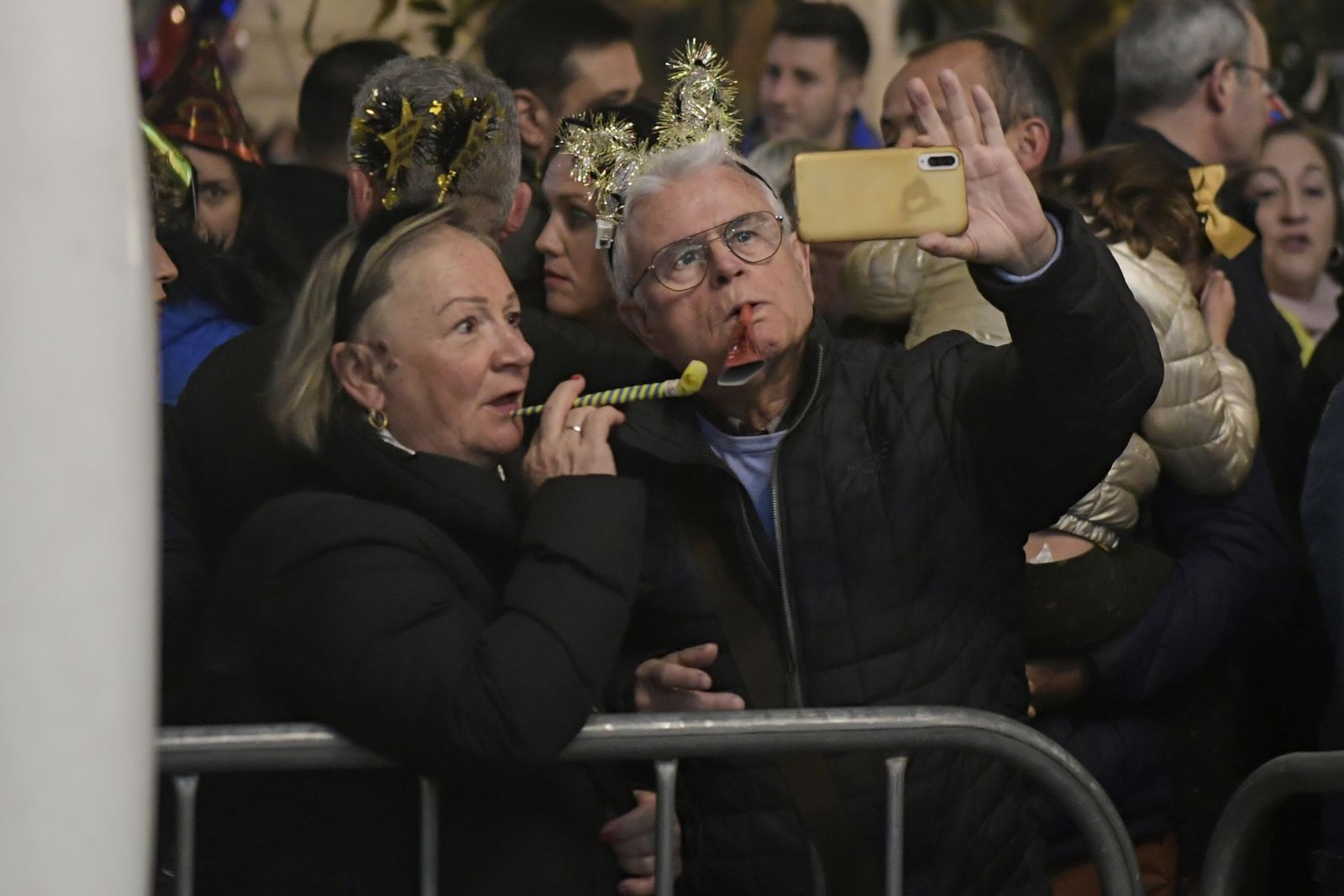 Granada da la bienvenida a 2023 en la Plaza del Carmen