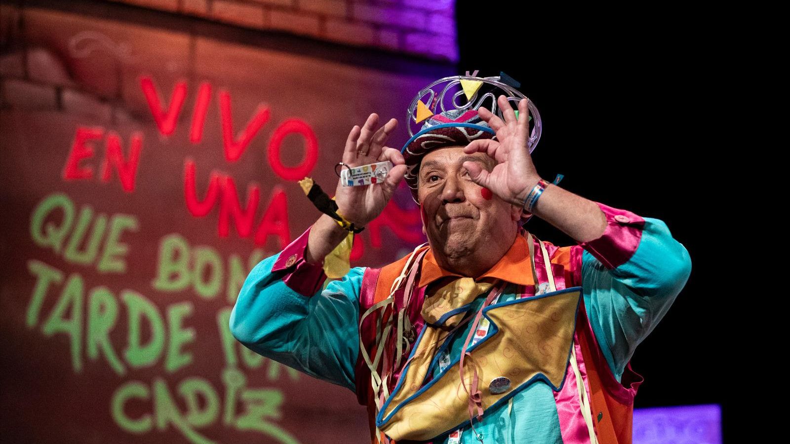 Búscate entre las mejores imágenes de la final del COAC 2025 del Carnaval de Cádiz