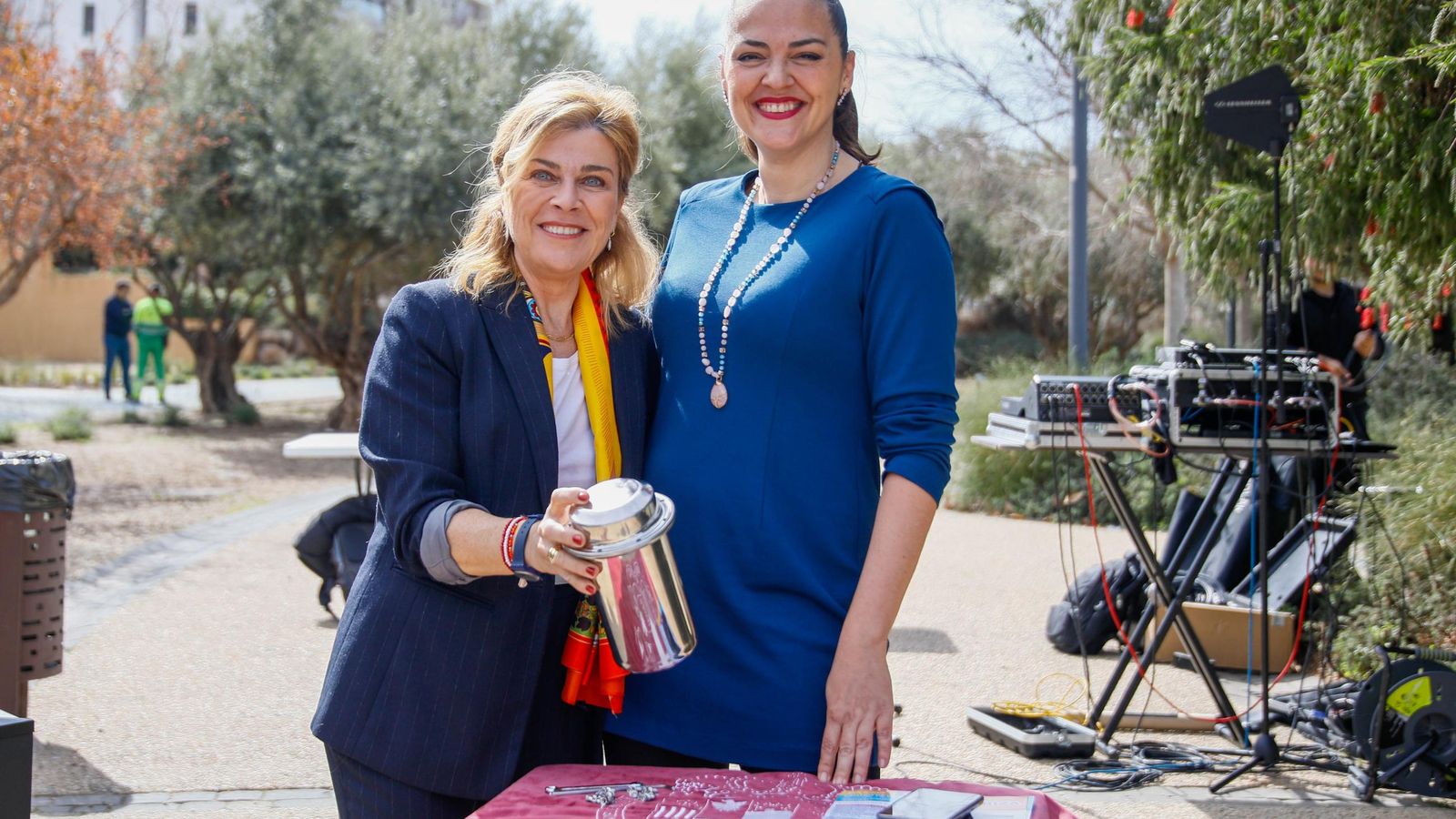 La cápsula que ha sido enterrada.