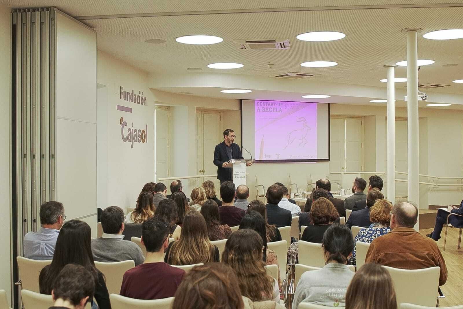 La Fundación Cajasol acogió la presentación del informe sobre empresas gacela