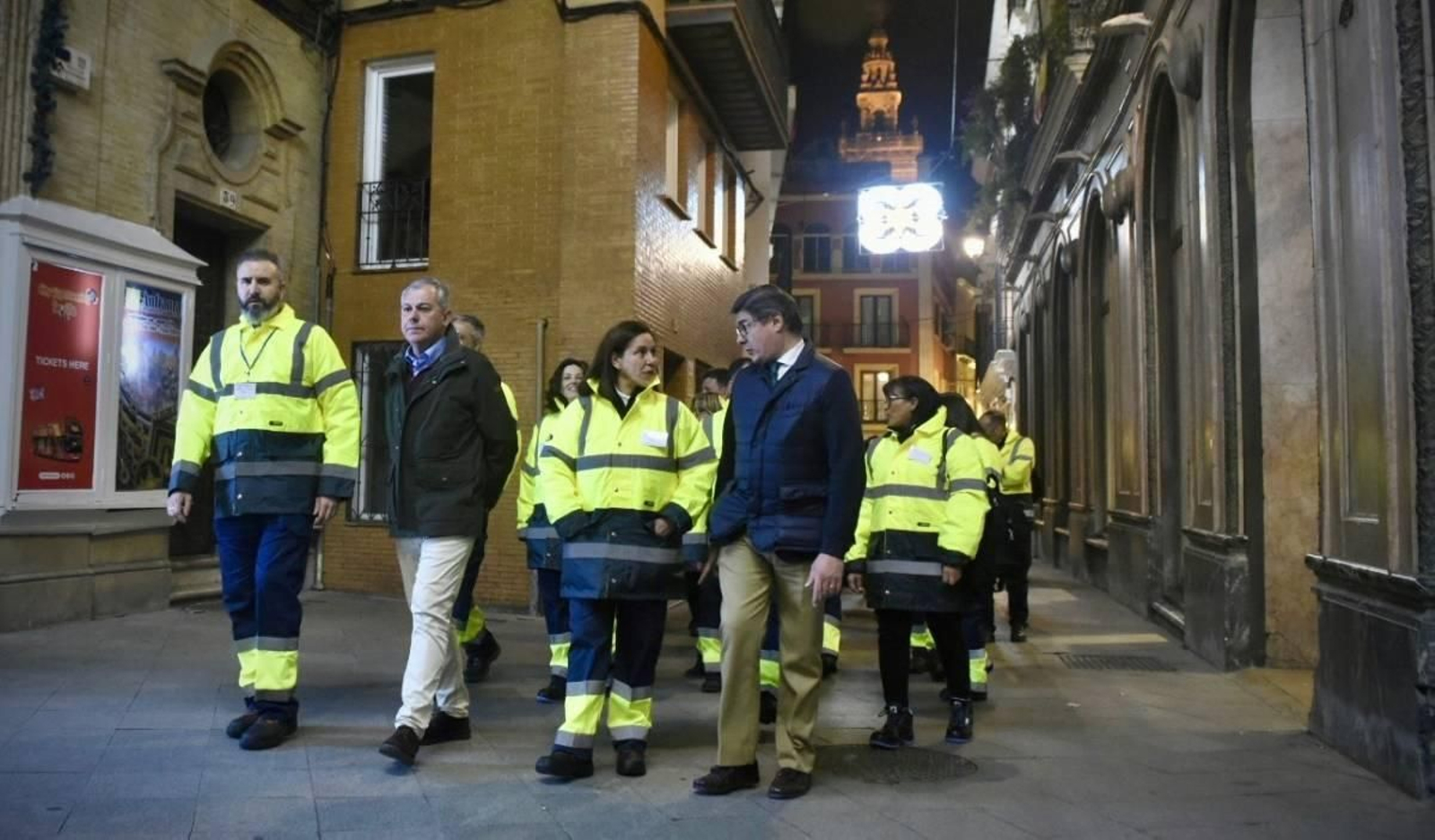 Primera noche de los serenos en Sevilla