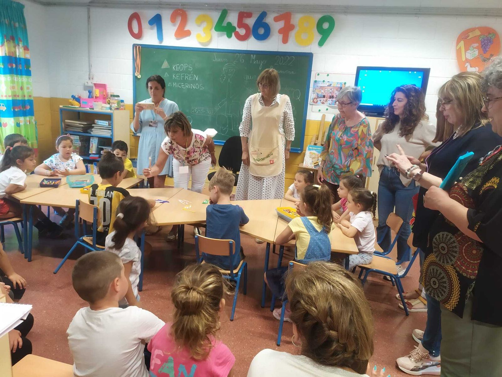 Profesores extranjeros en el colegio Miguel Hernández durante un Eramus plus.