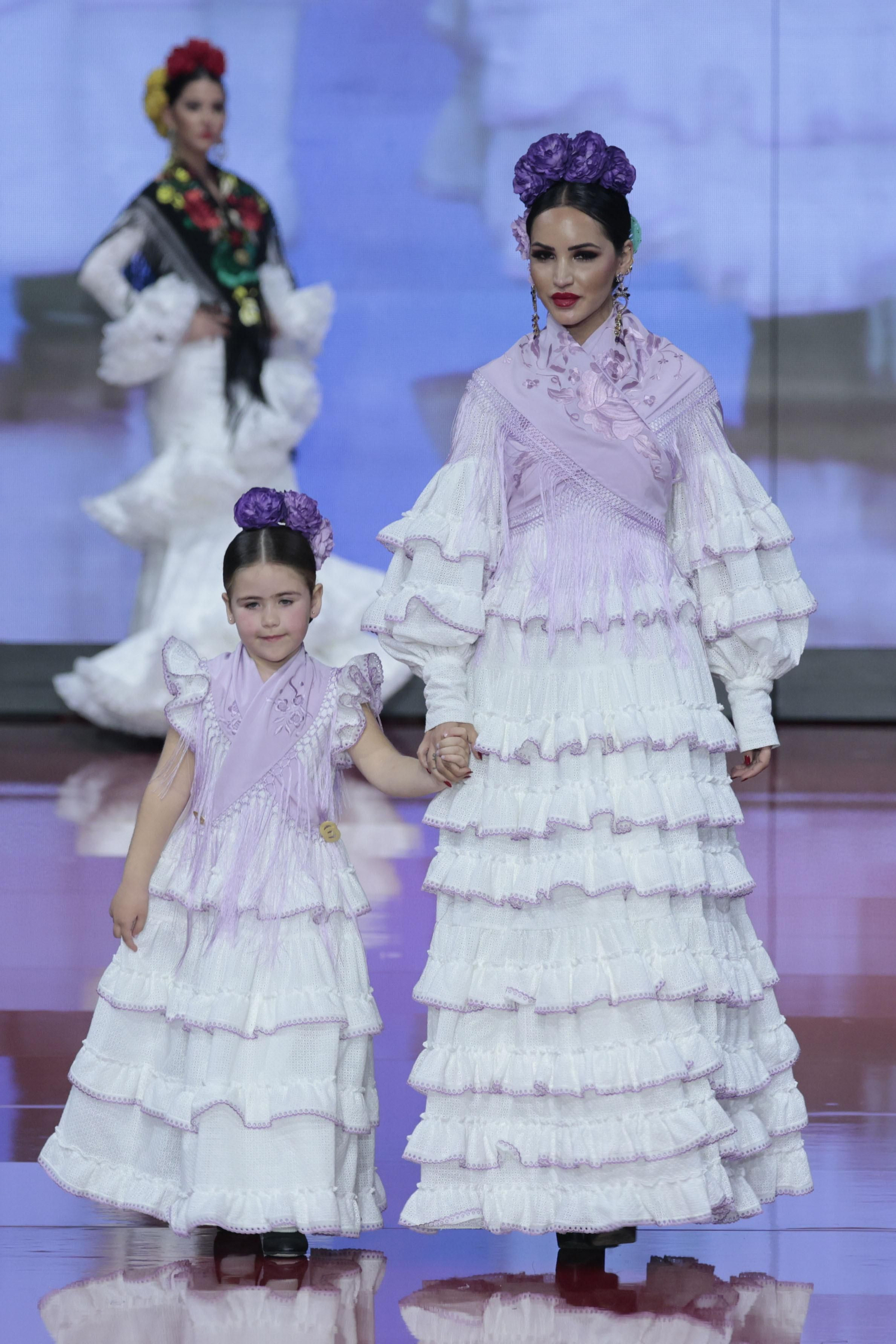 El desfile de Hermanas Serrano en SIMOF 2022, todas las fotos