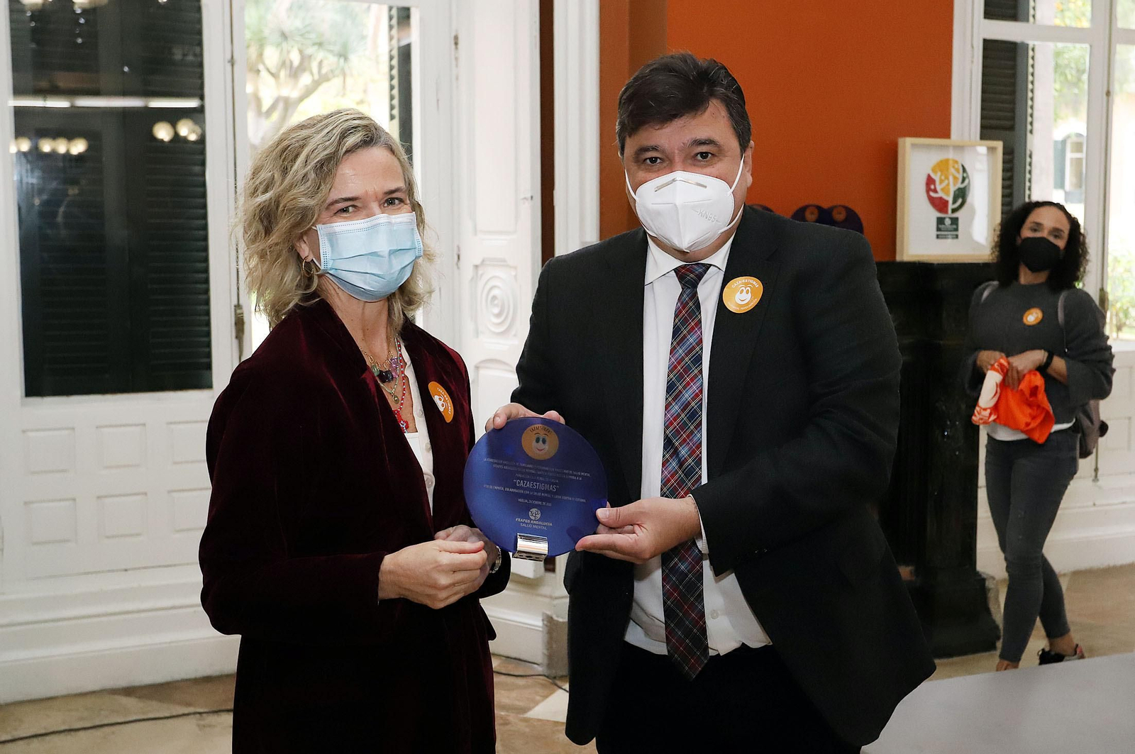 Imágenes de la entrega de los premios "Cazaestigmas" de Feafes y nombramiento de Jesús Quintero como embajador de la Salud Mental