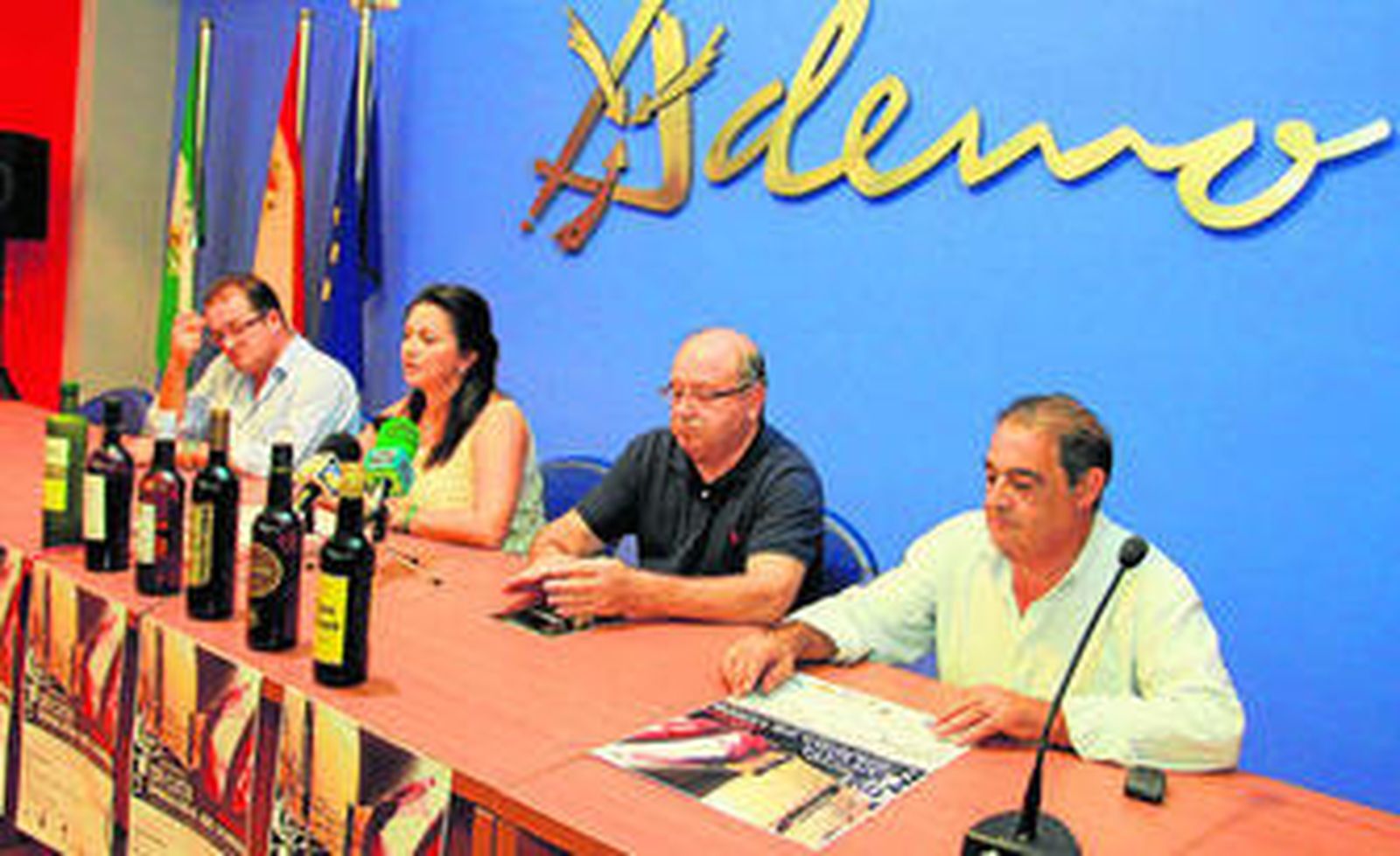 Lourdes Nevado durante la presentación de esta actividad gastronómica.
