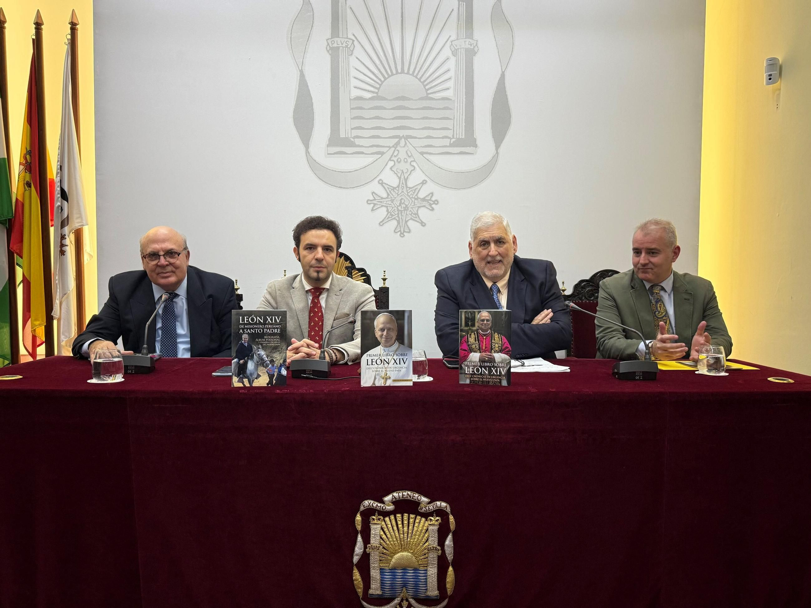 De izquierda a derecha, Juan Antonio Martos, Pablo Borrallo, Miguel Gallardo y Paco Pérez Estepa.