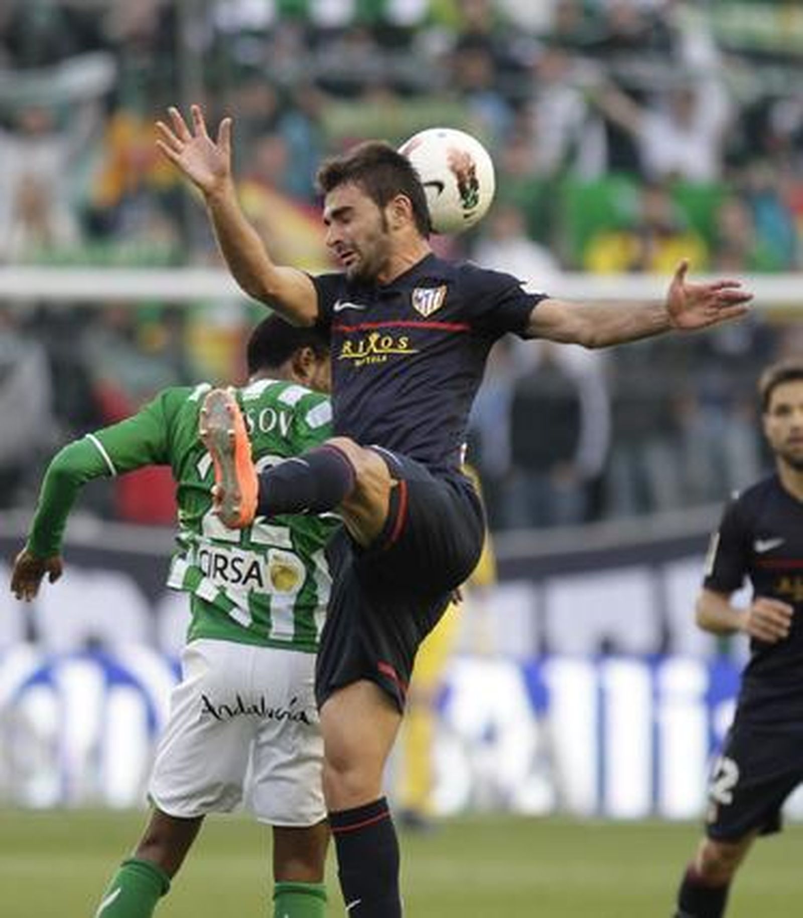El Betis iguala con el Atlético de Madrid en el Benito Villamarín tras un final del partido loco (2-2). / Antonio Pizarro