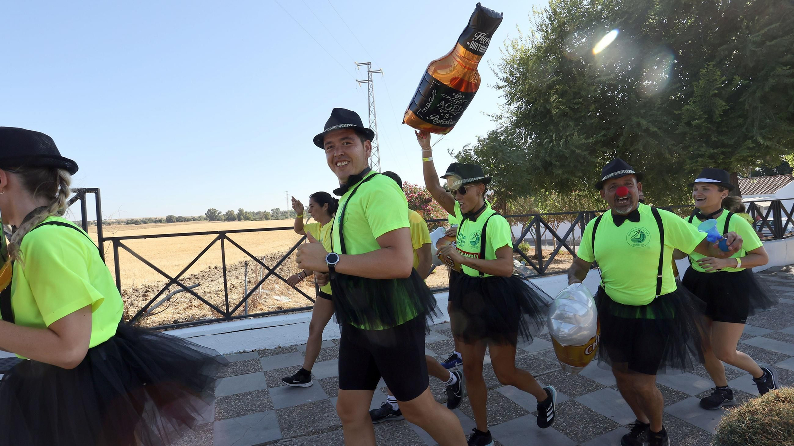 Búscate en la VII Carrera del Barro en La Barca