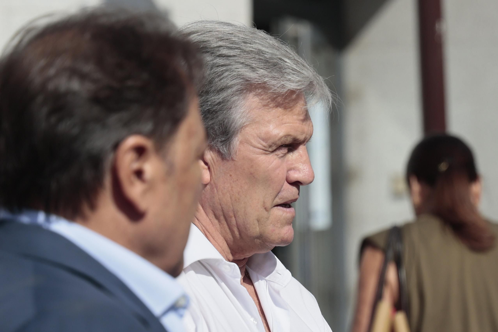 Las imágenes del entierro de Paco Camino