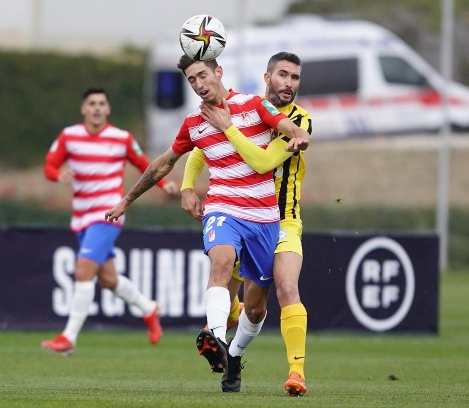 El partido disputada en Granada fue muy competido.