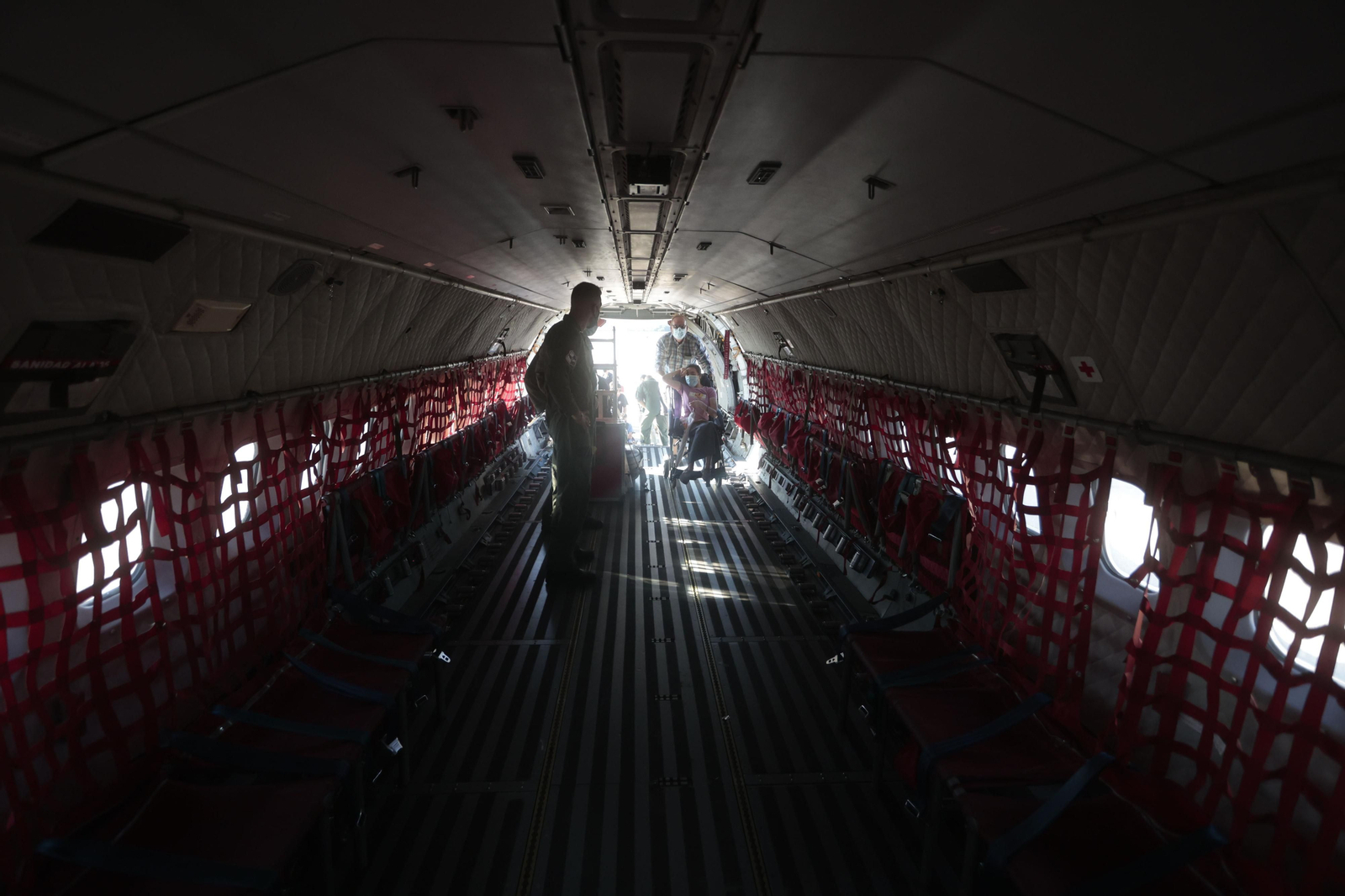 Imágenes de la exhibición aérea en Tablada con motivo de su centenario