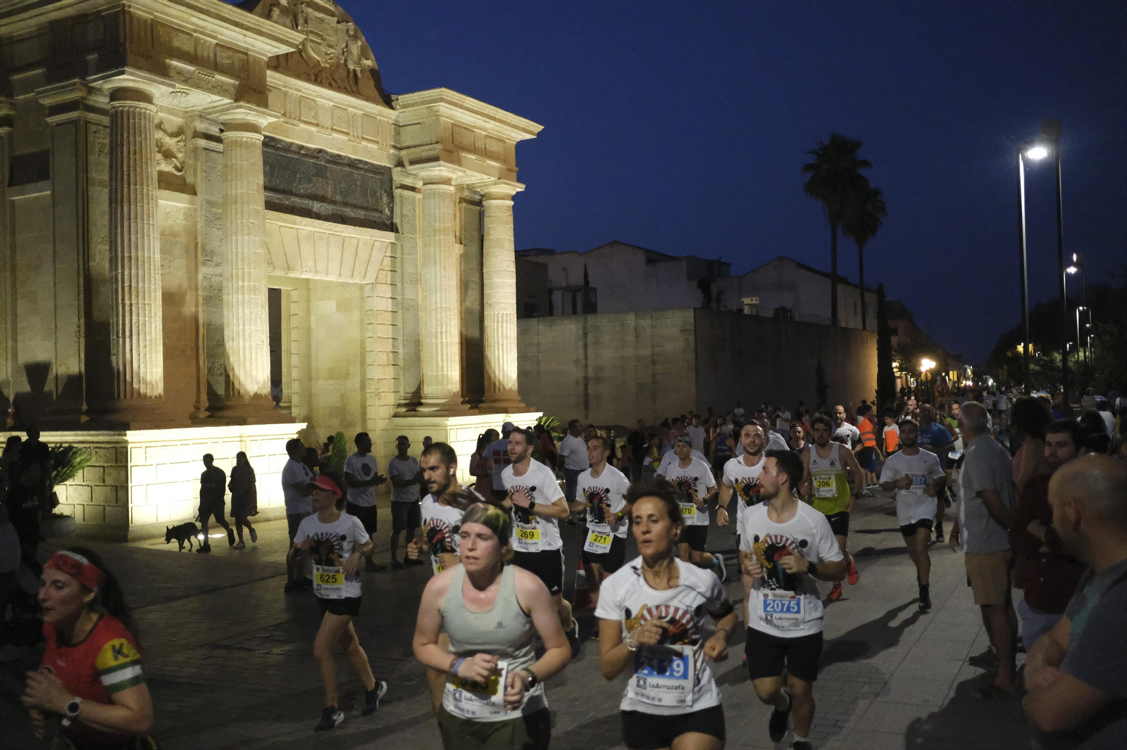 Las mejores fotografías de la Nocturna Trotacalles de Córdoba