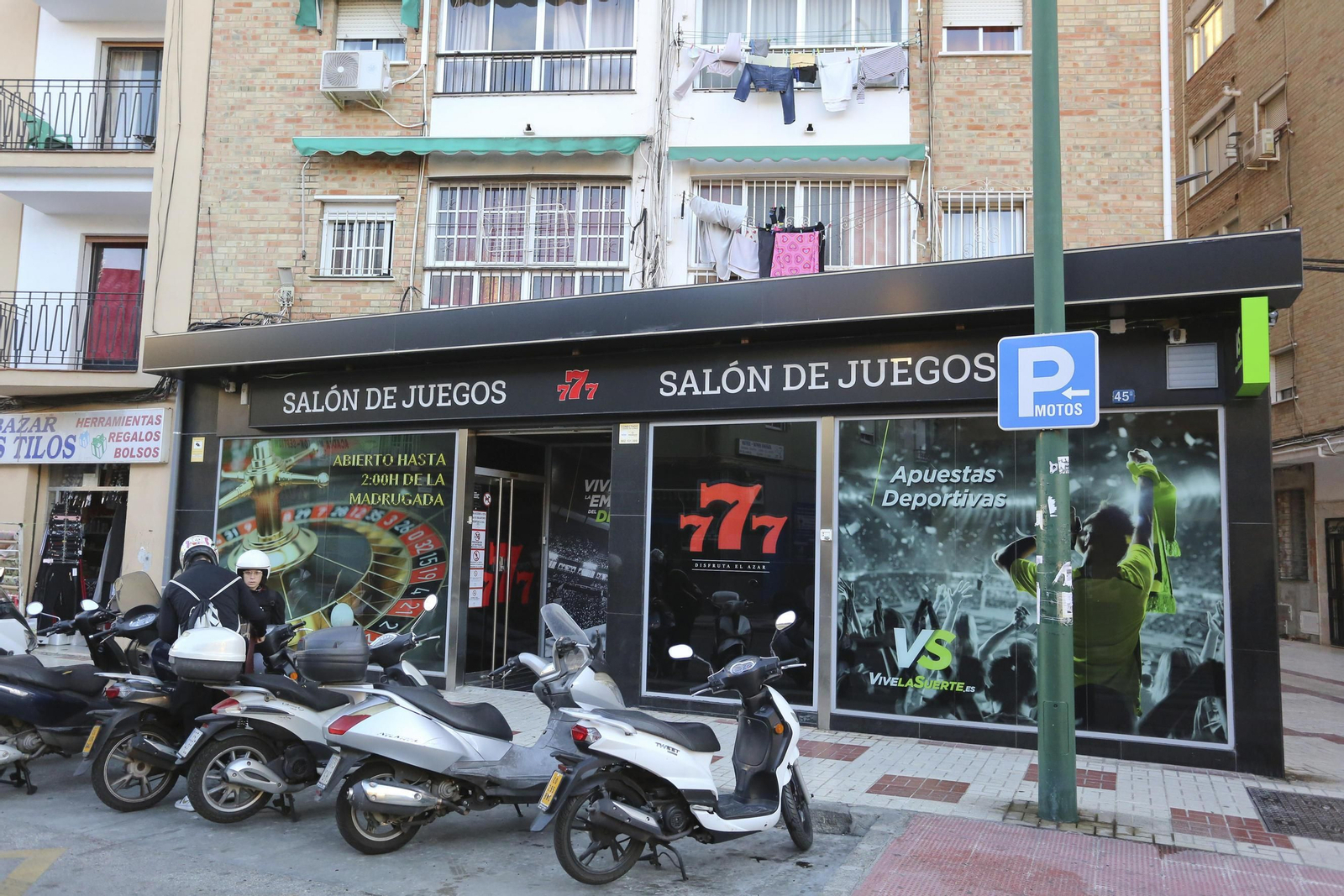 Una imagen de archivo de un salón de juegos en Málaga capital