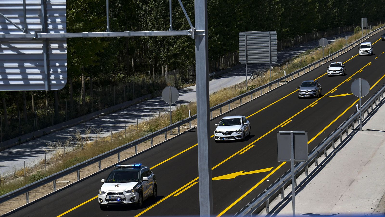 Vehículos por la autovía radial GR-43 en el tramo Atarfe-Pinos Puente