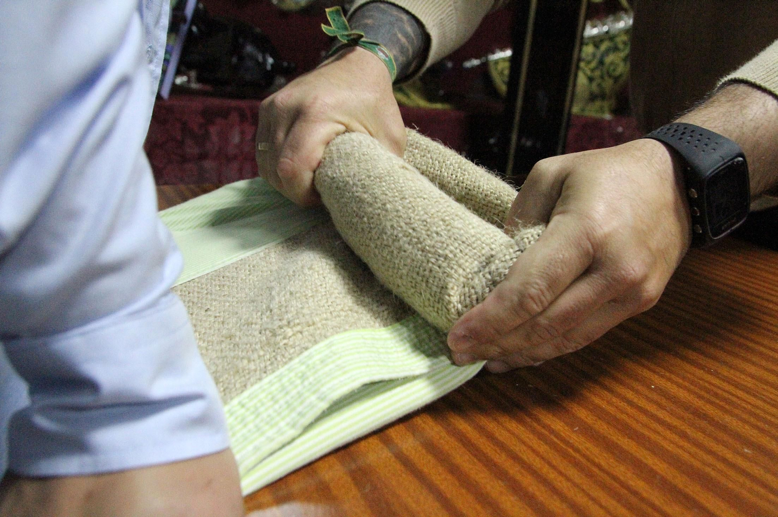 Los costaleros tendrán que hacerse los test Covid antes de meterse bajo el paso.