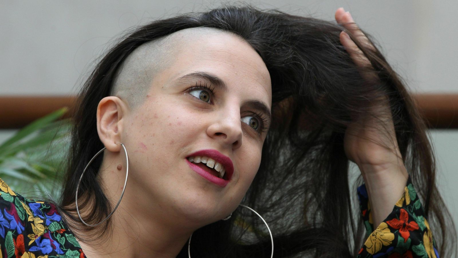 Otra imagen de la escritora granadina.