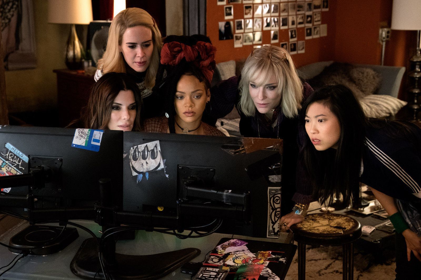 Sandra Bullock, Bridget Gabbe, Rihanna, Cate Blanchett y Awkwafina, en 'Ocean's 8'.