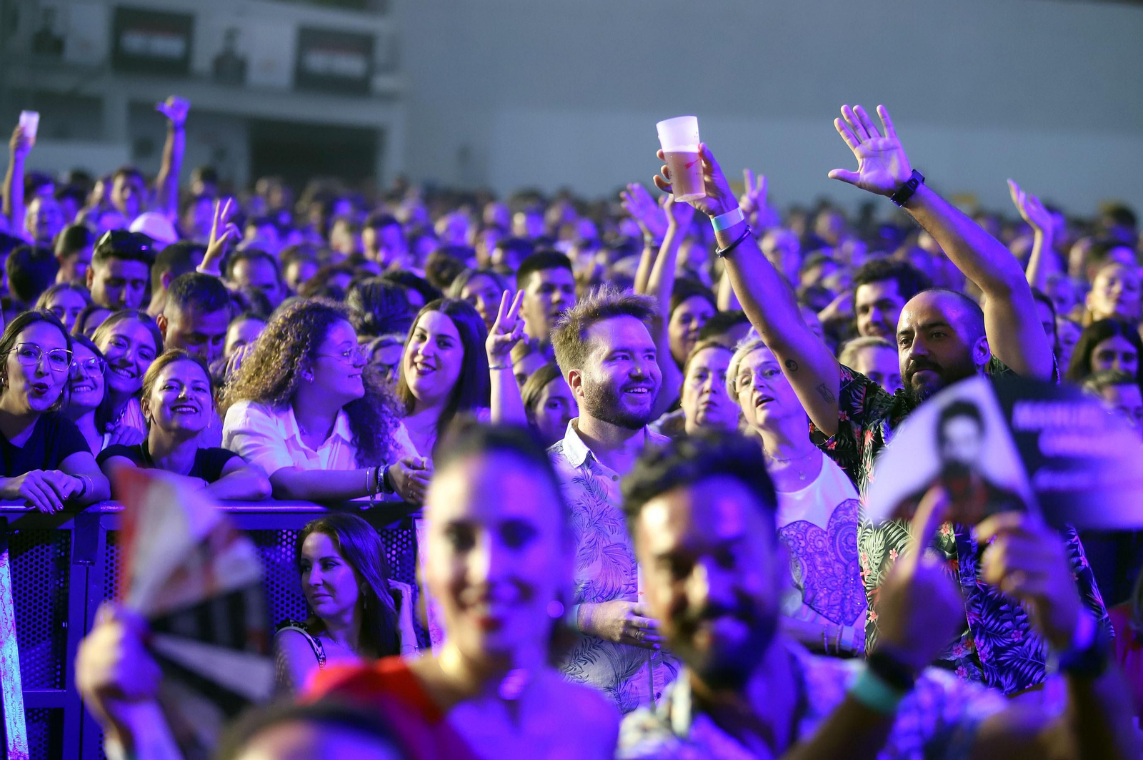 Las mejores imágenes de Manuel Carrasco en su concierto en Huelva