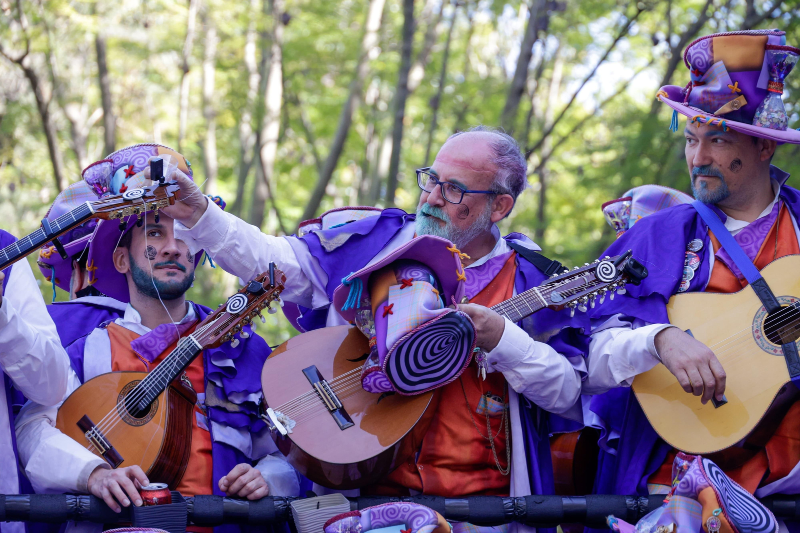 Las mejores imágenes del Domingo de Piñata del Carnaval de Cádiz 2024