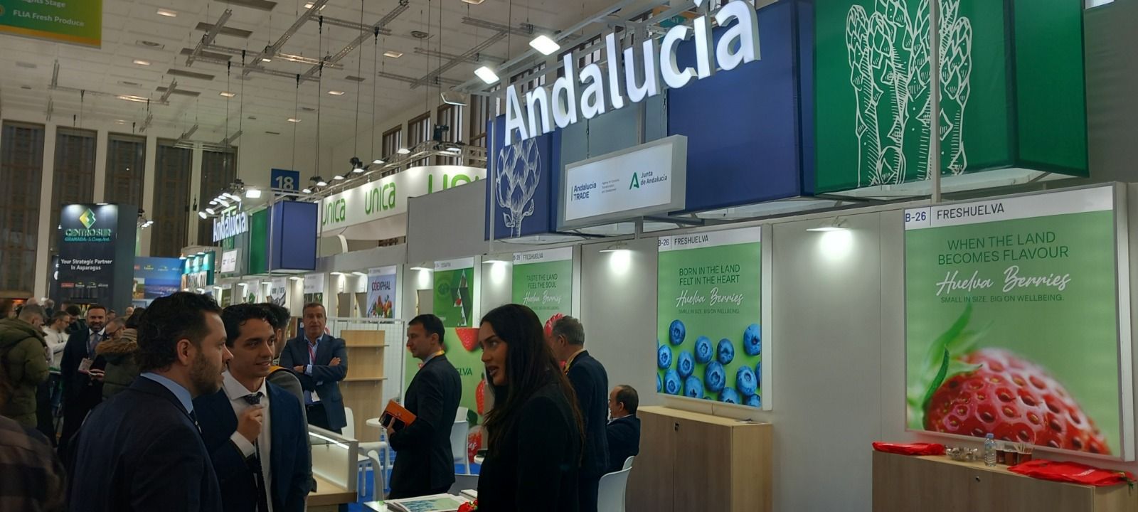 Así ha sido la primera jornada en Fruit Logistica: las imágenes del desembarco andaluz en Berlín