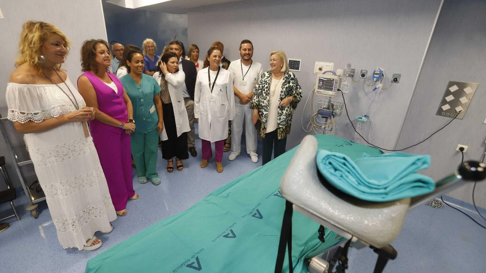 Visita de la consejera de Salud, Catalina García, al hospital Juan Ramón Jiménez este miércoles. Visita de la consejera de Salud, Catalina García, al hospital Juan Ramón Jiménez este miércoles.