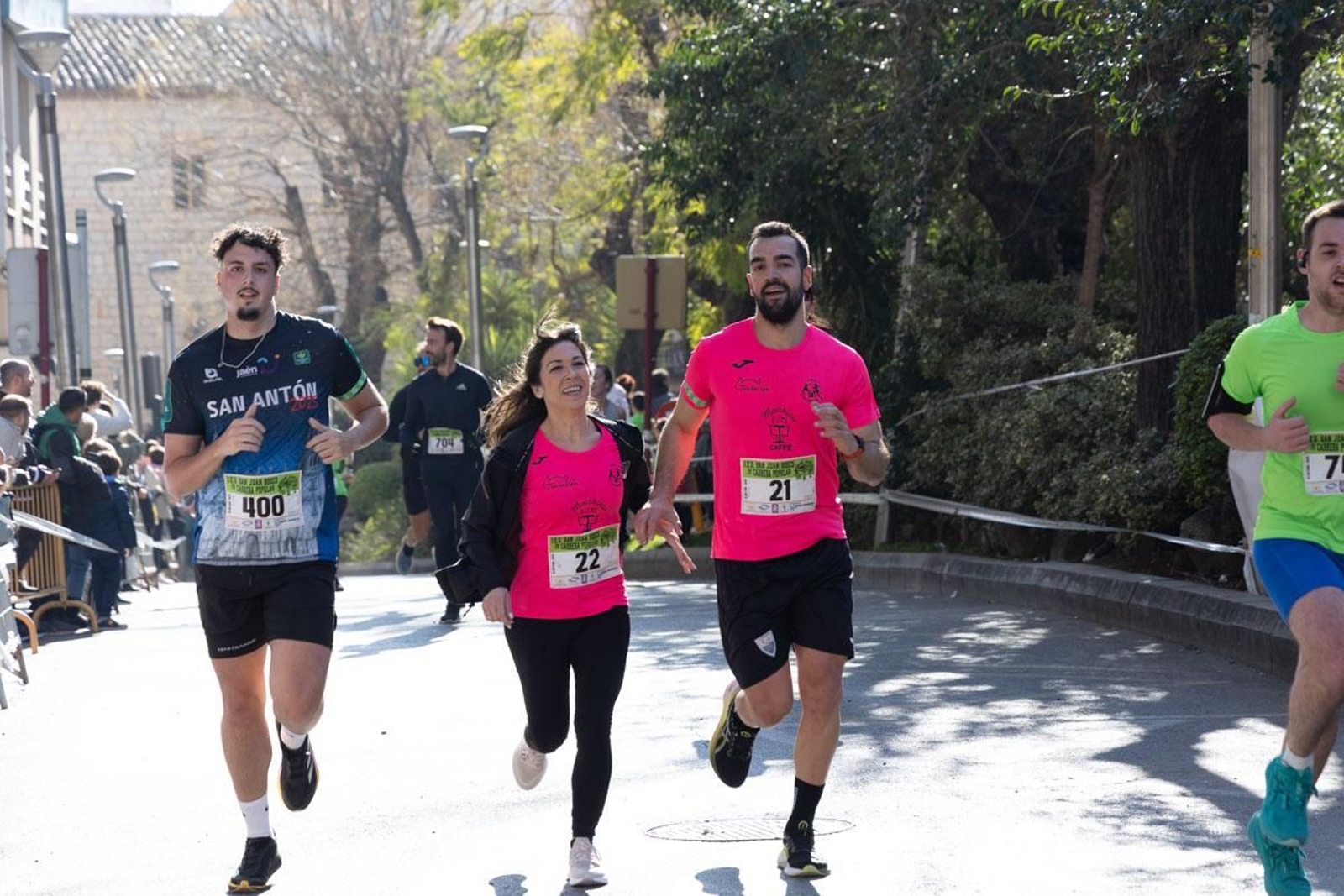 Deporte y solidaridad se unen en la IV Carrera Popular IES San Juan Bosco, en imágenes