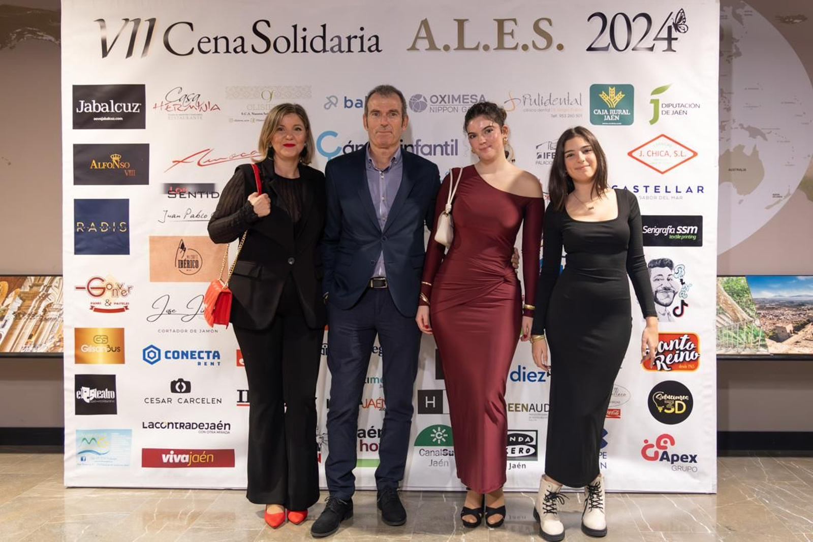 VII cena solidaria de la Asociación para la Lucha contra las Enfermedades de la Sangre (ALES), en imágenes