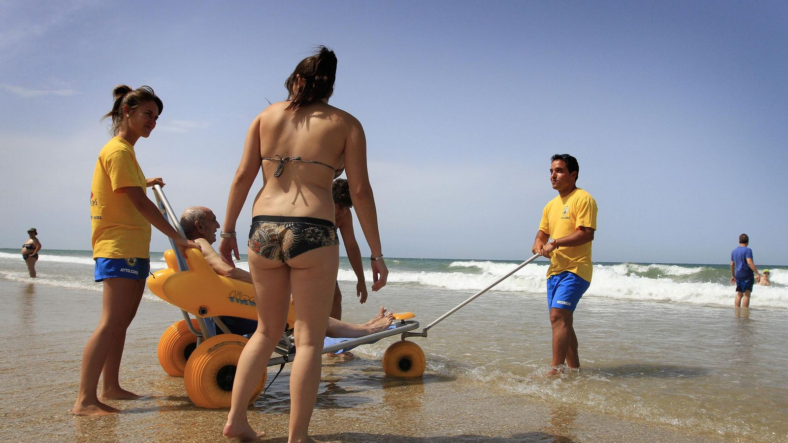 Imagen de archivo de los servicios para discapacitados existentes en la playa Victoria