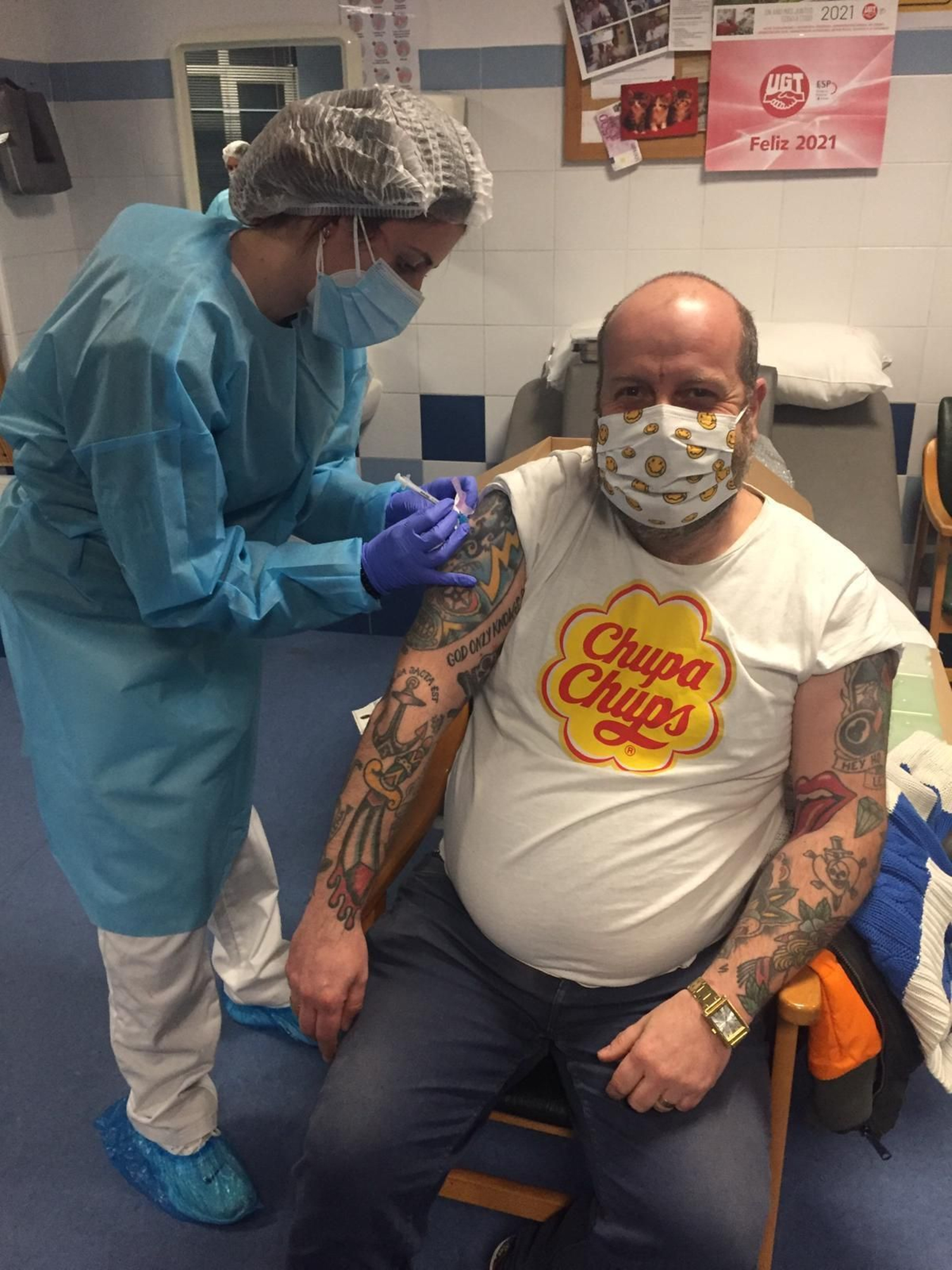 Fotos: segundo día de vacunas en Granada