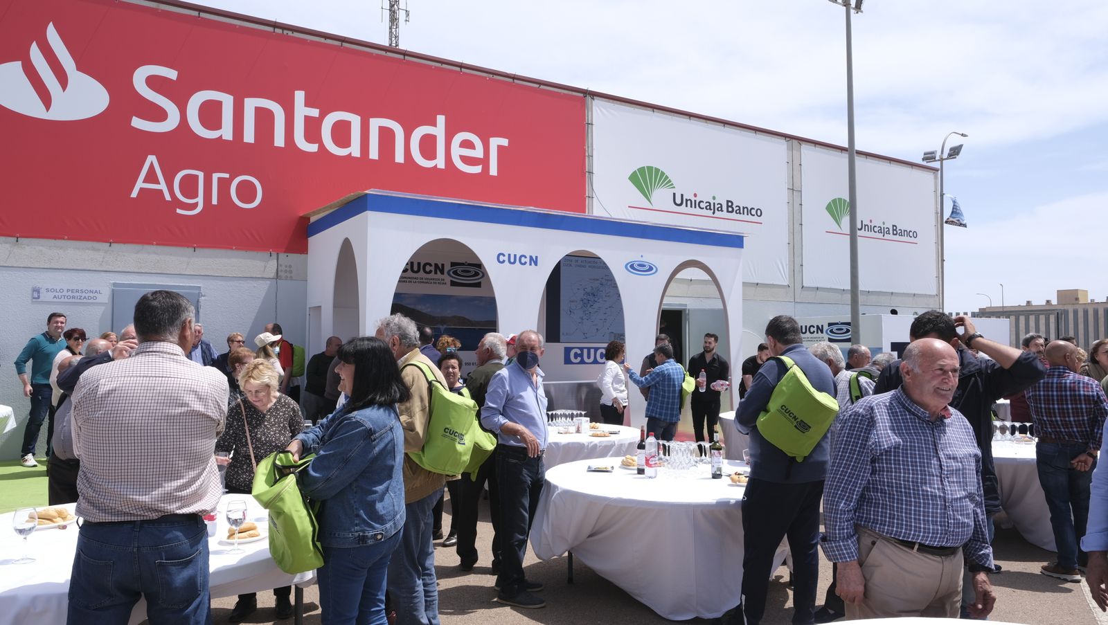 Imágenes de las jornadas de la CUCN sobre el agua en la Expolevante de Níjar.
